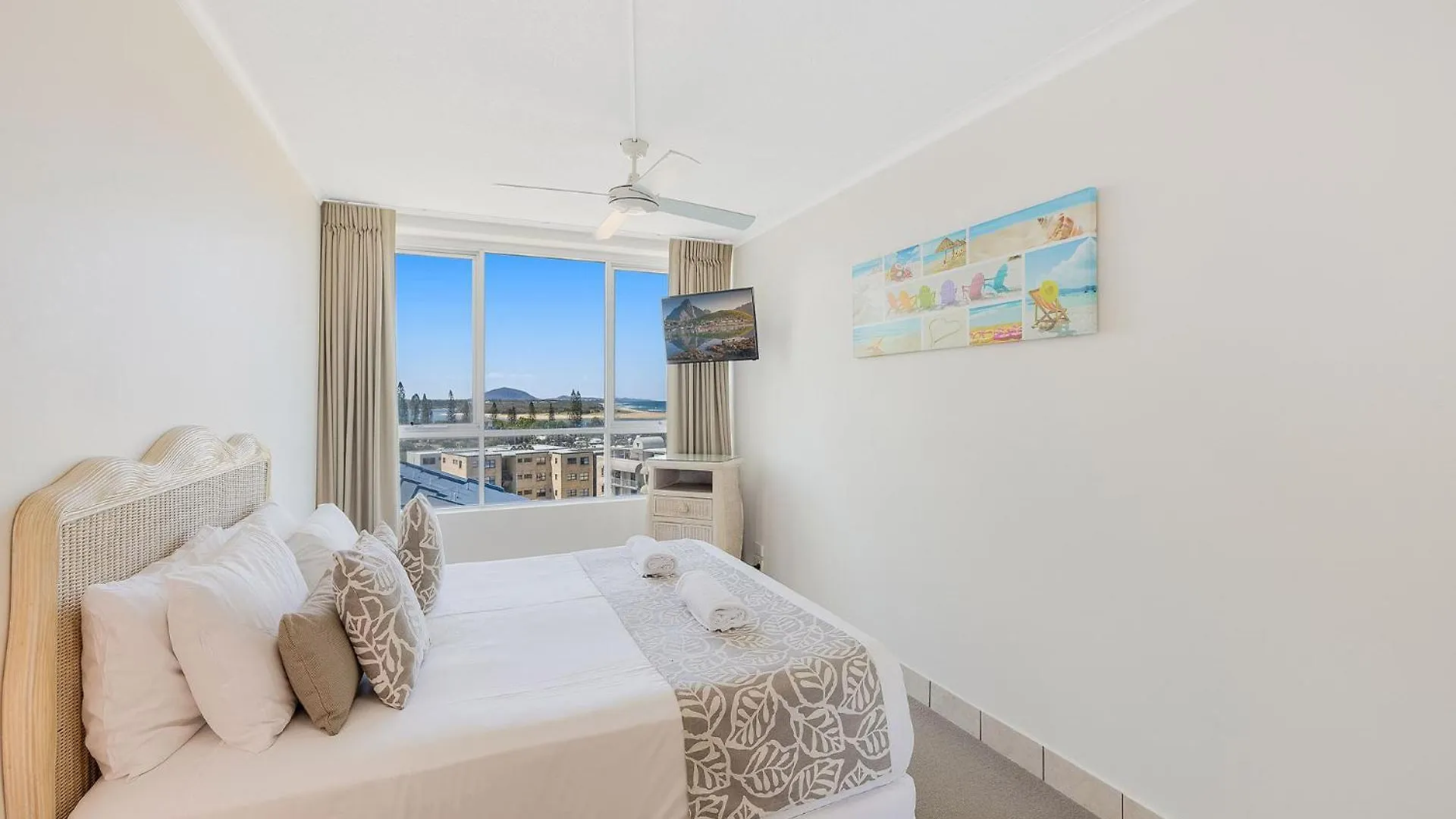 **** Aparthotel Chateau Royale Beach Resort Maroochydore Sunshine Coast Australia