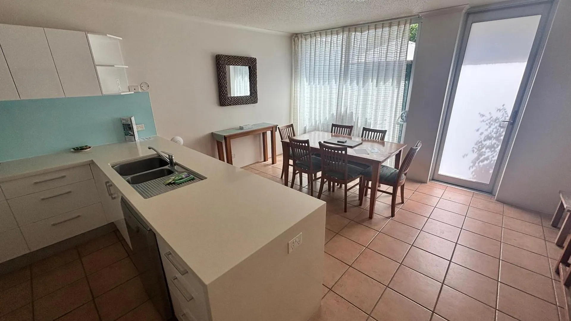 **** Aparthotel Chateau Royale Beach Resort Maroochydore Sunshine Coast Australia